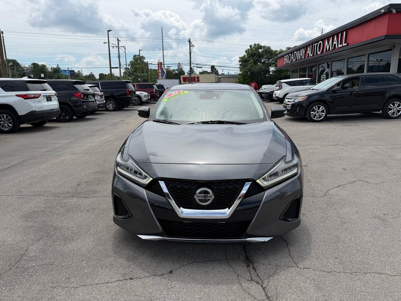 Used 2020 Nissan Maxima 3.5 SV w/ Floor Mat Group FWD image 8