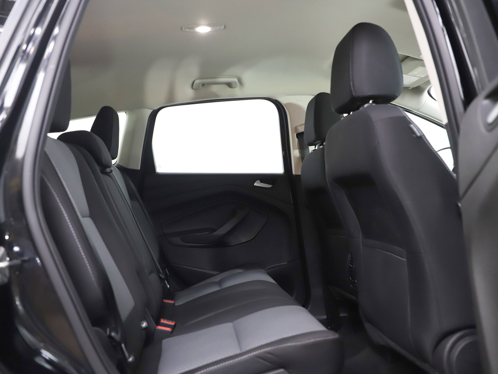 Used 2017 Ford Escape SE FWD image 12