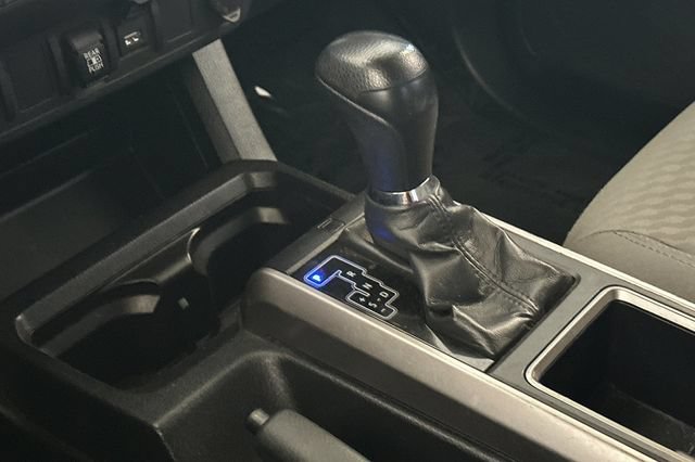 Certified 2022 Toyota Tacoma SR5 RWD image 25