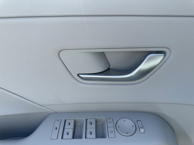 New 2026 Hyundai Kona SEL Premium image 15