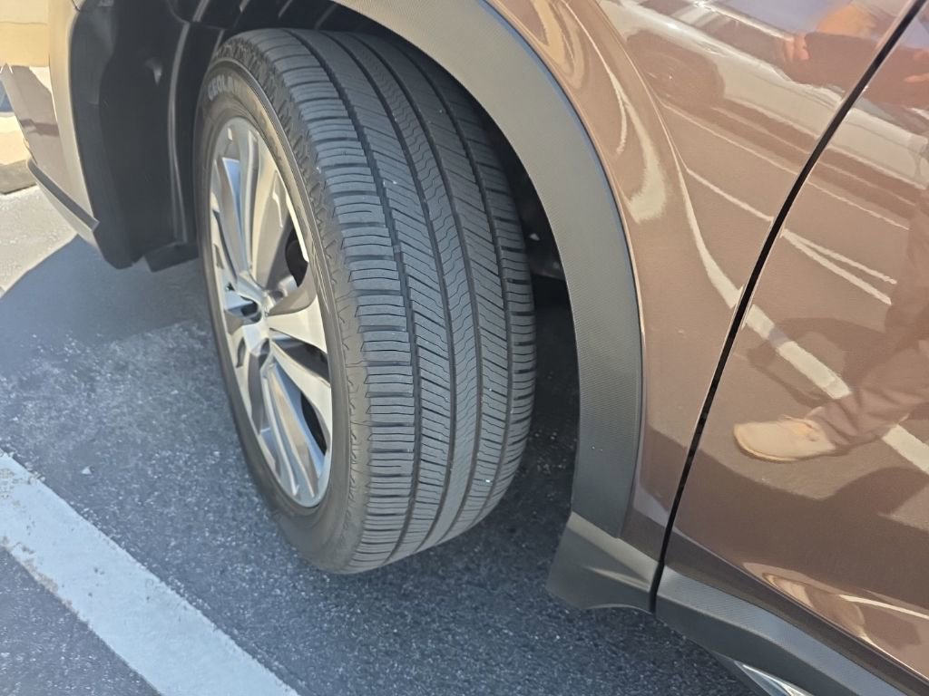 Used 2019 Subaru Ascent Touring w/ Popular Package #2A image 13