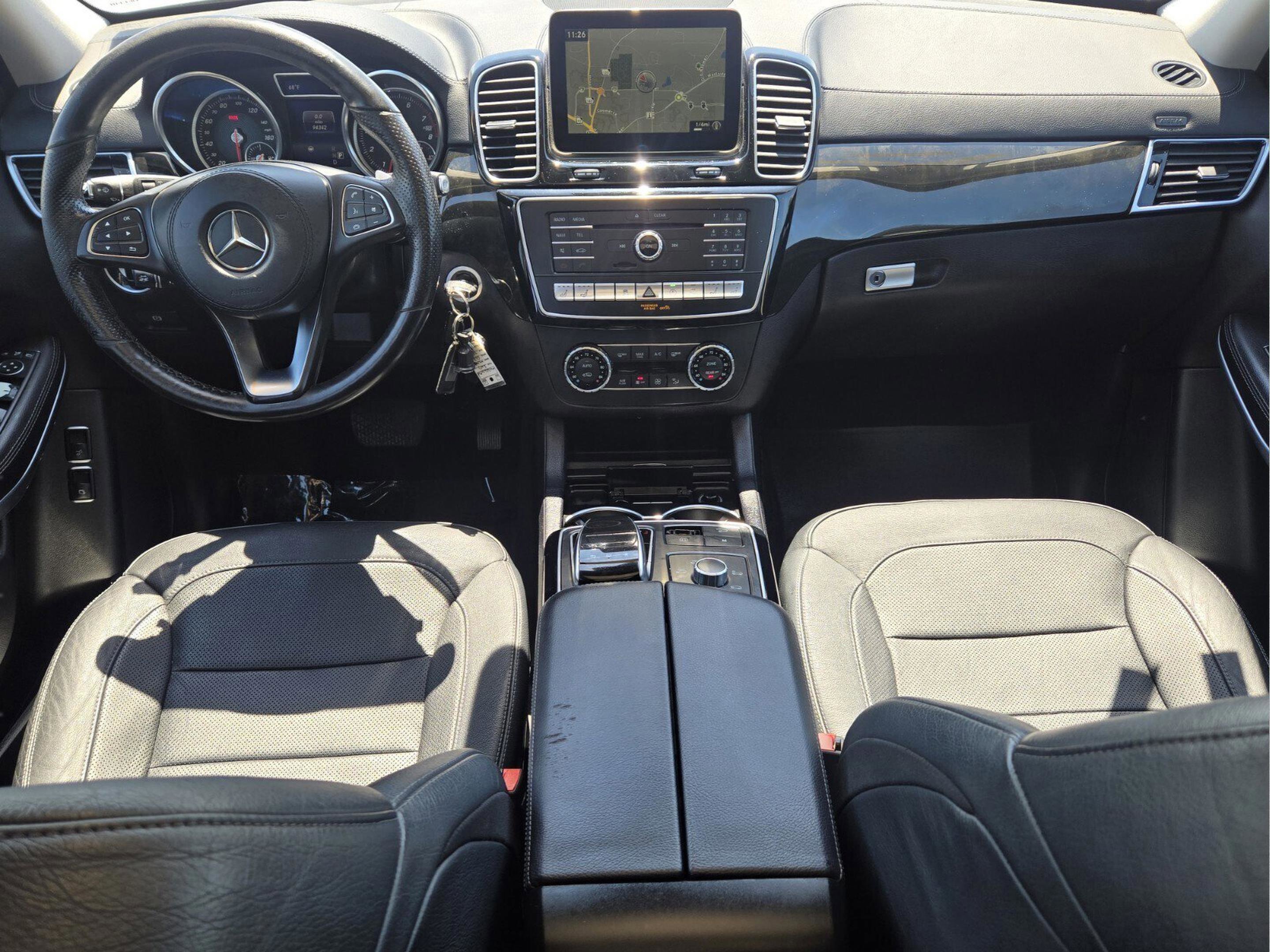 Used 2017 Mercedes-Benz GLS 550 4MATIC image 11