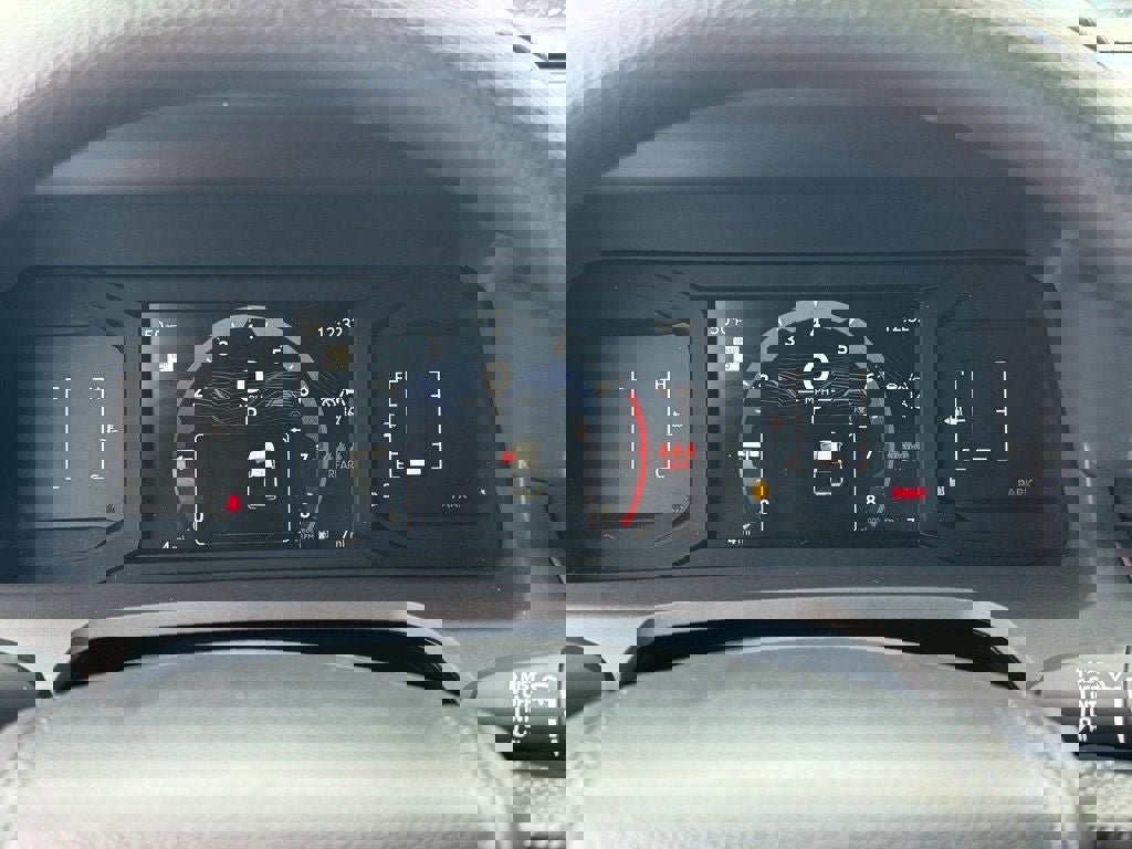 Used 2025 Toyota Tacoma SR5 image 15