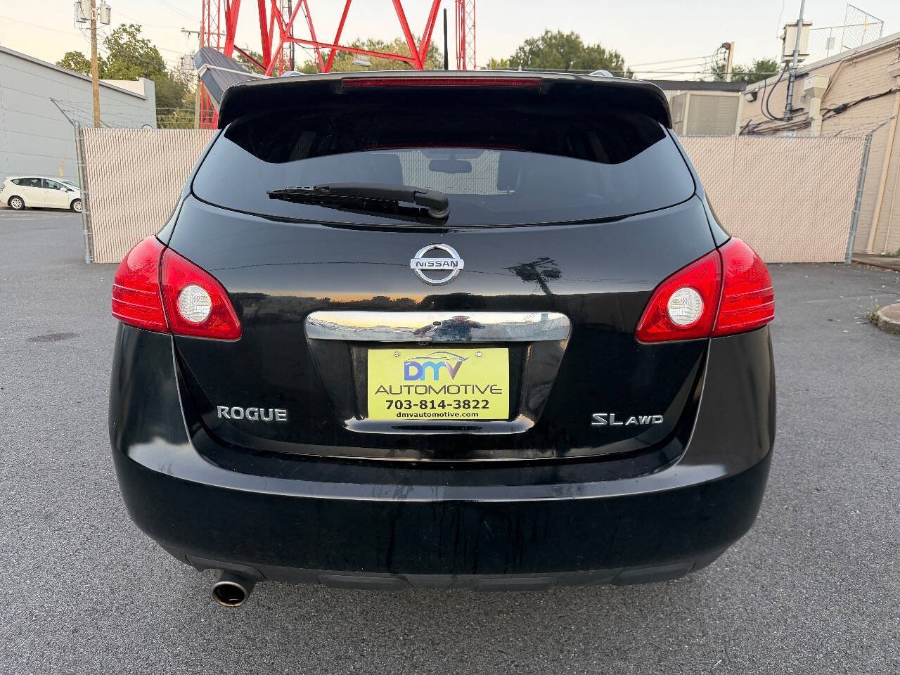 Used 2013 Nissan Rogue SL AWD/4WD image 4