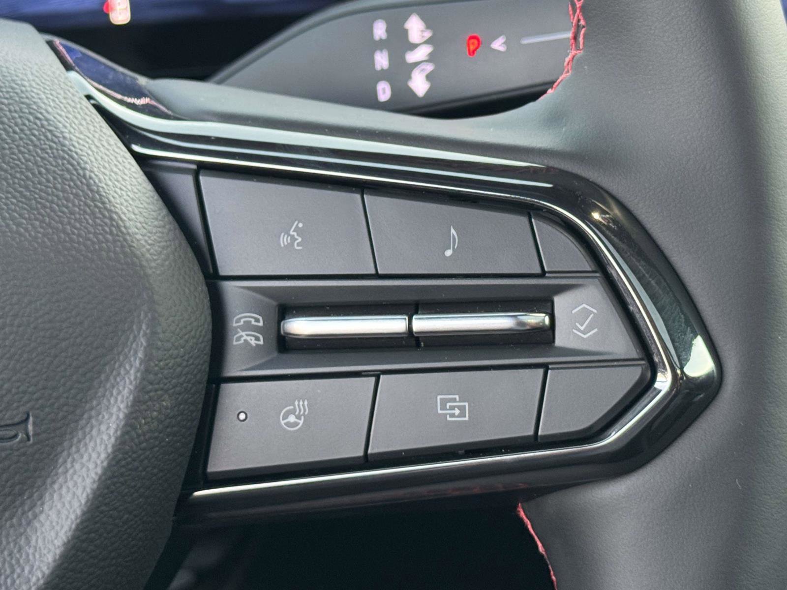 New 2025 Chevrolet Blazer EV RS RWD image 8