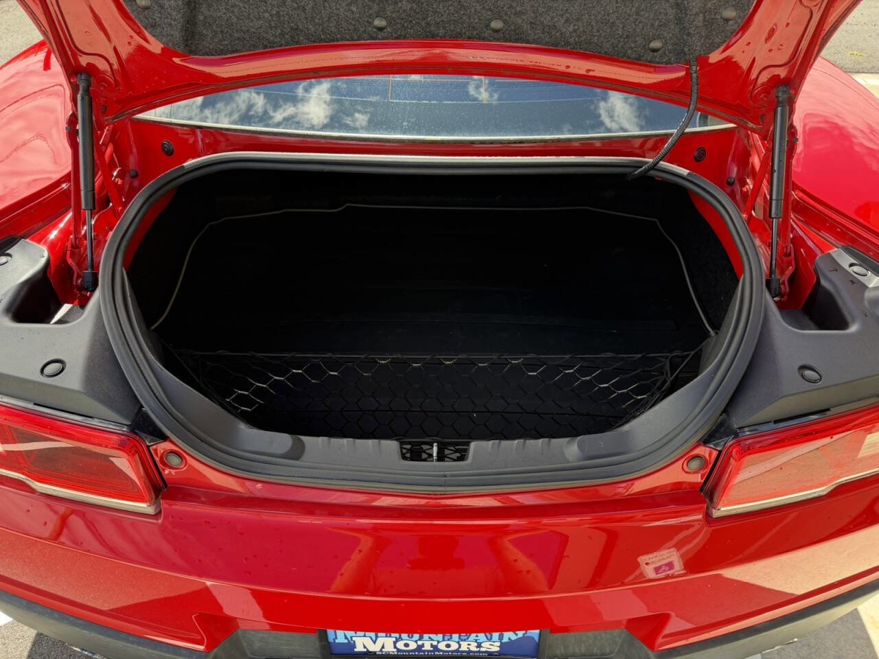 Used 2015 Chevrolet Camaro LS RWD image 11