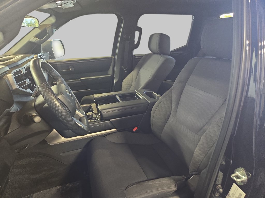 Used 2025 Toyota Tundra SR5 AWD/4WD image 17