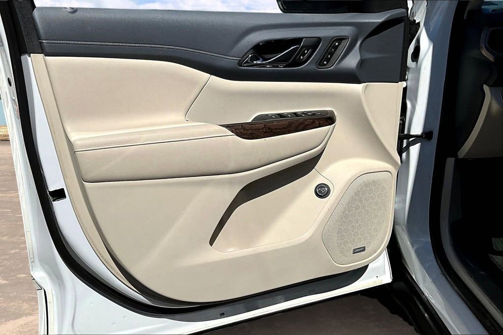 Used 2020 GMC Acadia Denali w/ Technology Package image 22