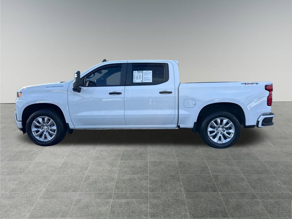 Used 2021 Chevrolet Silverado 1500 Custom w/ Custom Max Trailering Package image 2