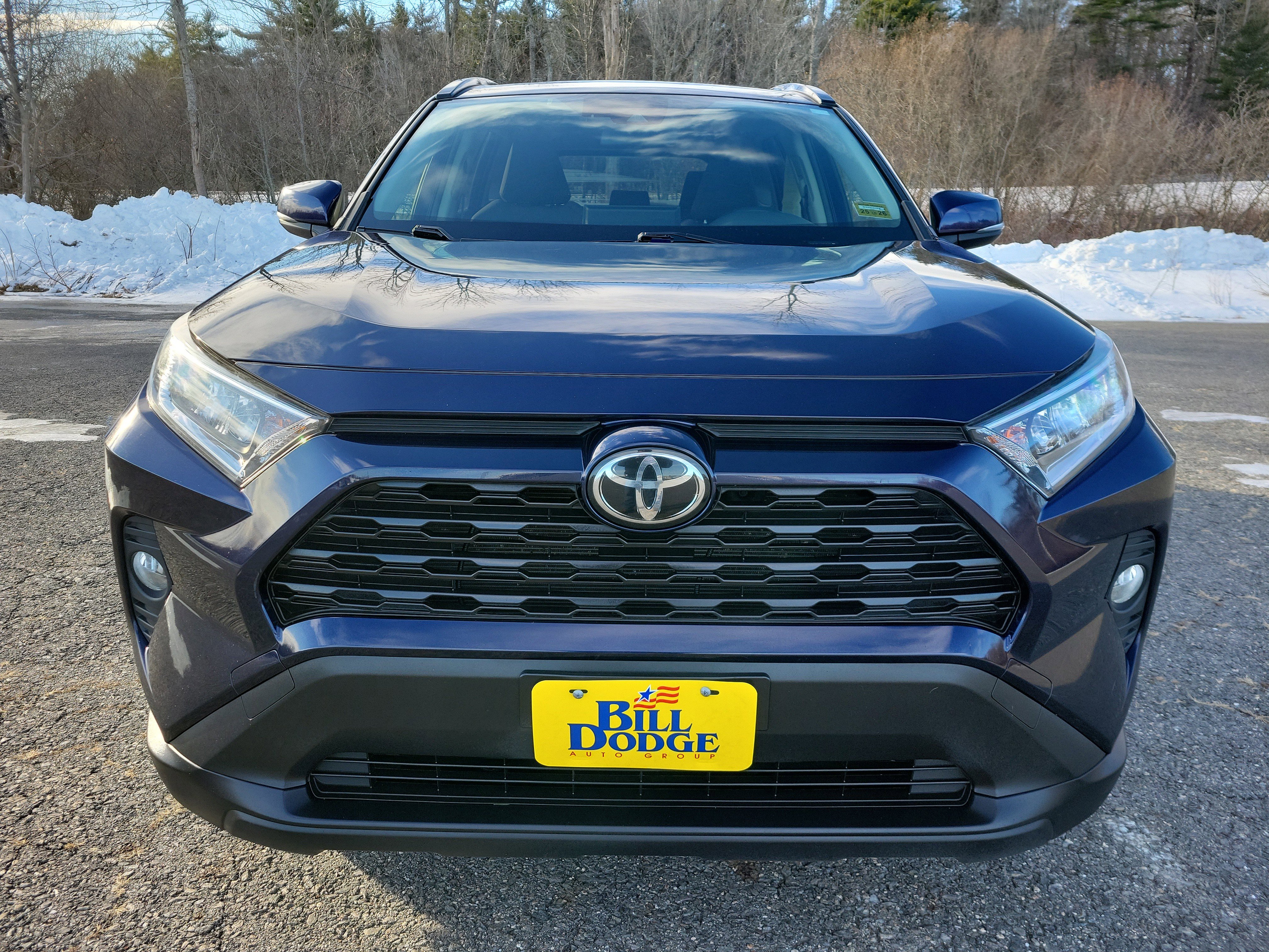 Used 2019 Toyota RAV4 XLE image 2