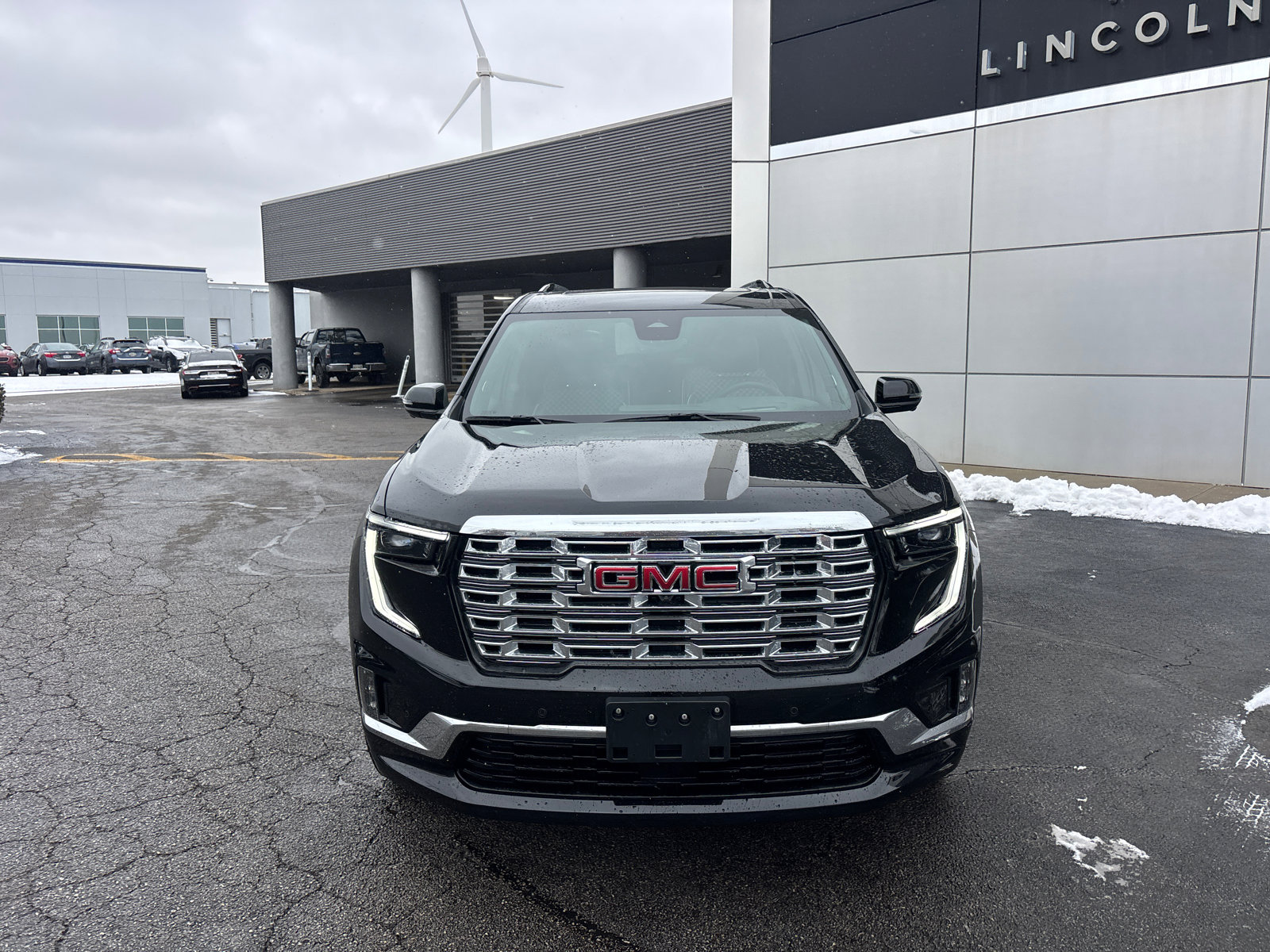 Used 2025 GMC Acadia Denali w/ Super Cruise Package image 2