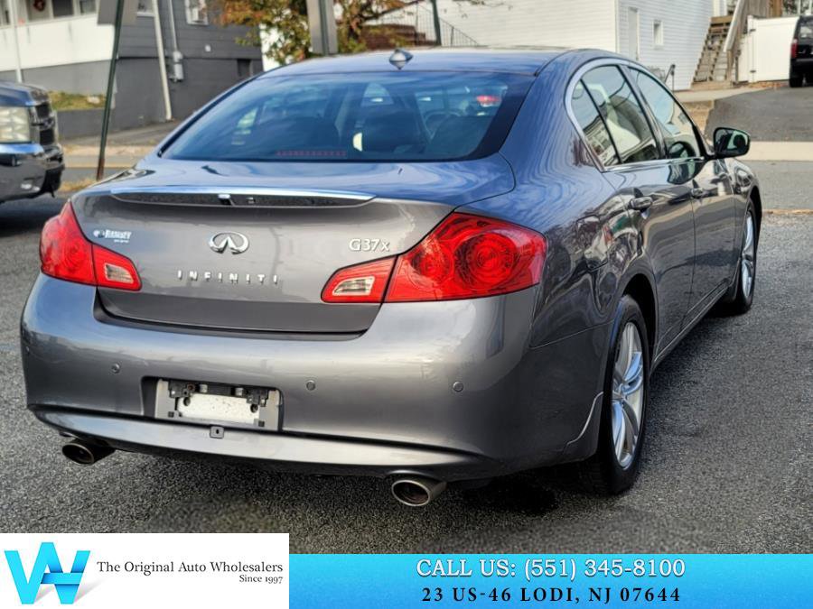 Used 2013 INFINITI G37 x w/ Premium Pkg image 6