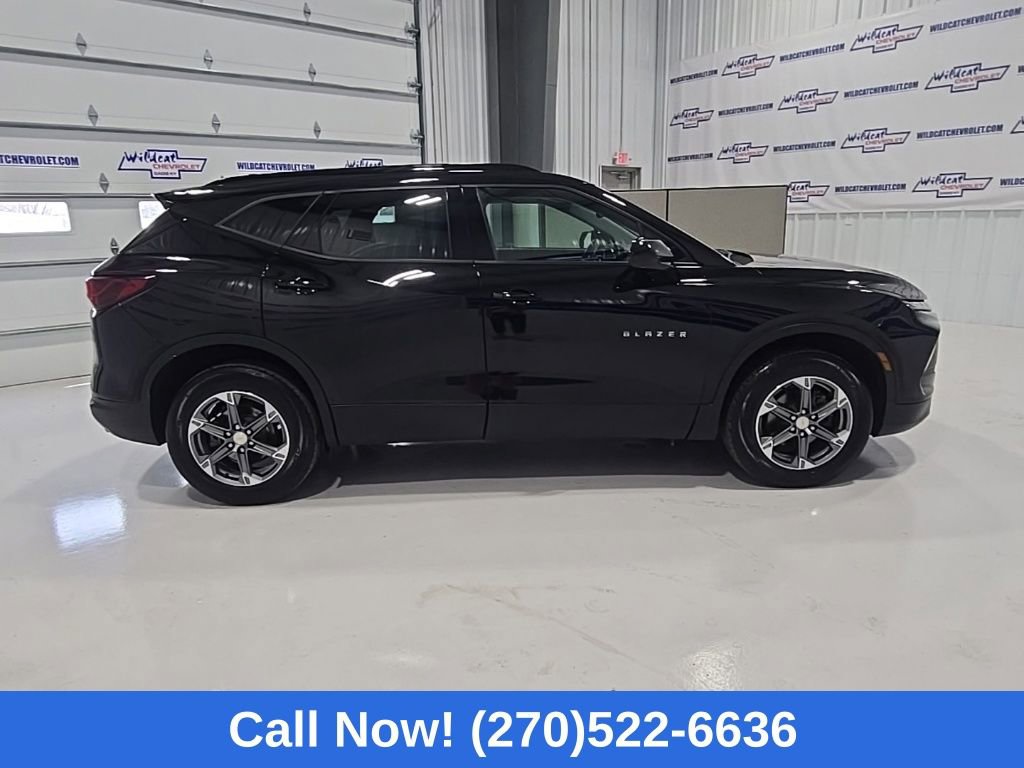 Used 2024 Chevrolet Blazer LT w/ Convenience Package image 9