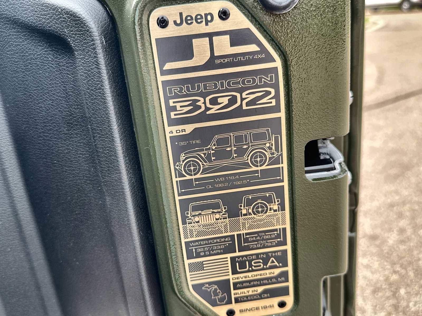 Used 2023 Jeep Wrangler Unlimited Rubicon 392 image 21