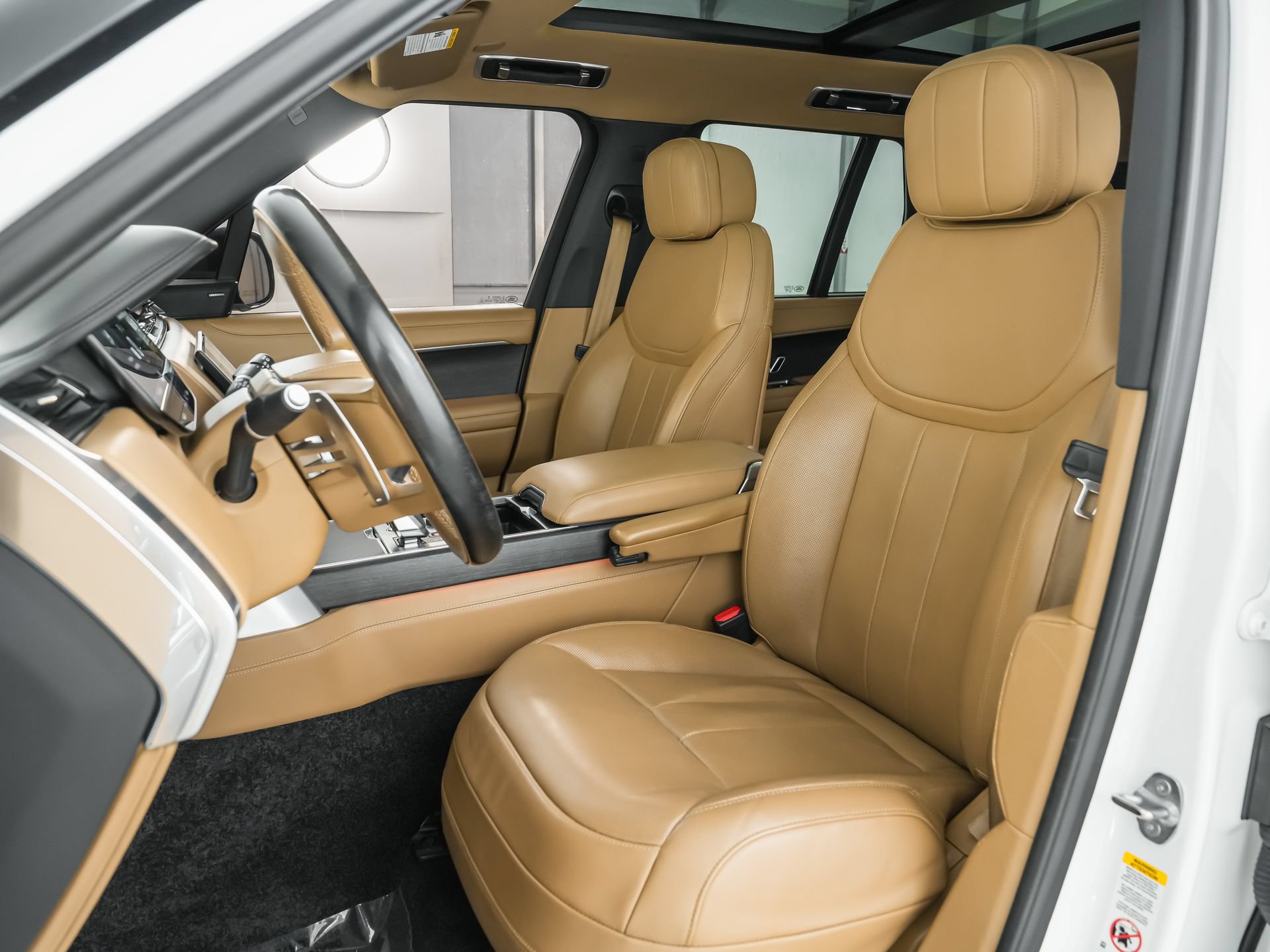 Used 2023 Land Rover Range Rover SE AWD/4WD image 19