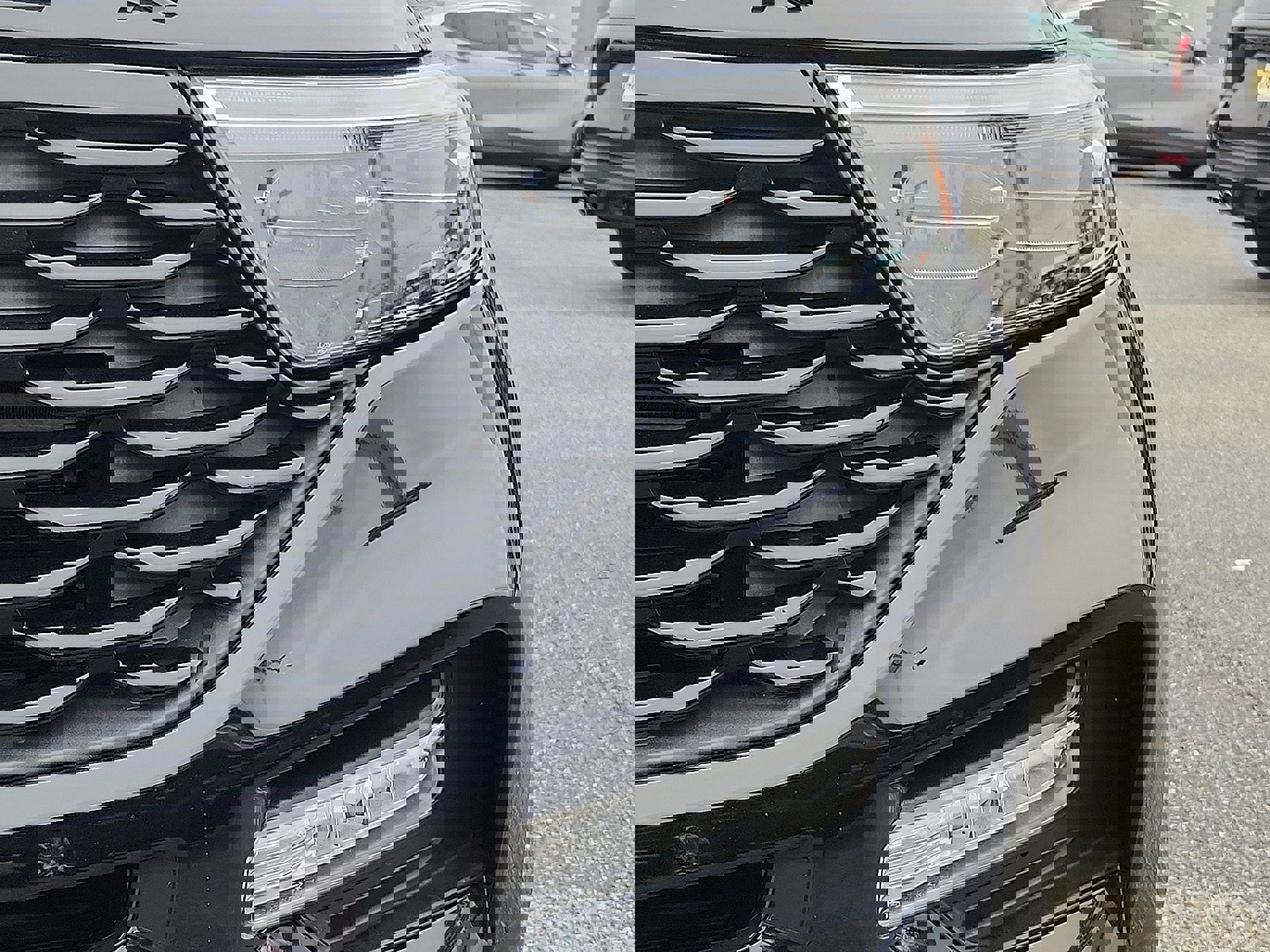 Certified 2022 Ford Explorer ST-Line w/ Class IV Trailer Tow Package image 9