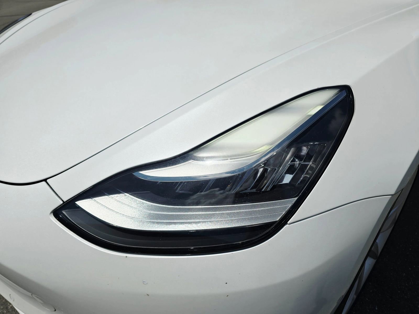 Used 2017 Tesla Model 3 Long Range RWD image 11