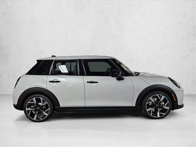 Certified 2026 MINI Cooper 4-Door Hardtop FWD image 4