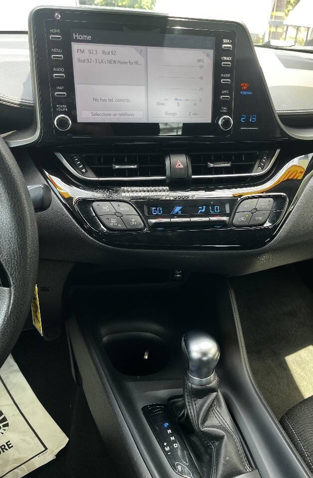 Used 2019 Toyota C-HR LE FWD image 18