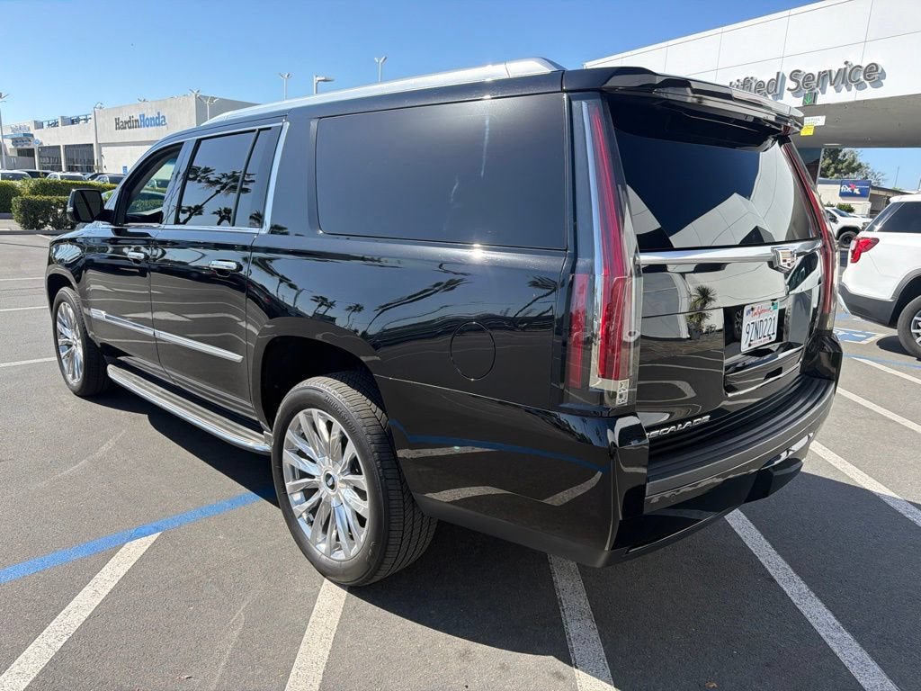 Used 2015 Cadillac Escalade ESV Luxury RWD image 8