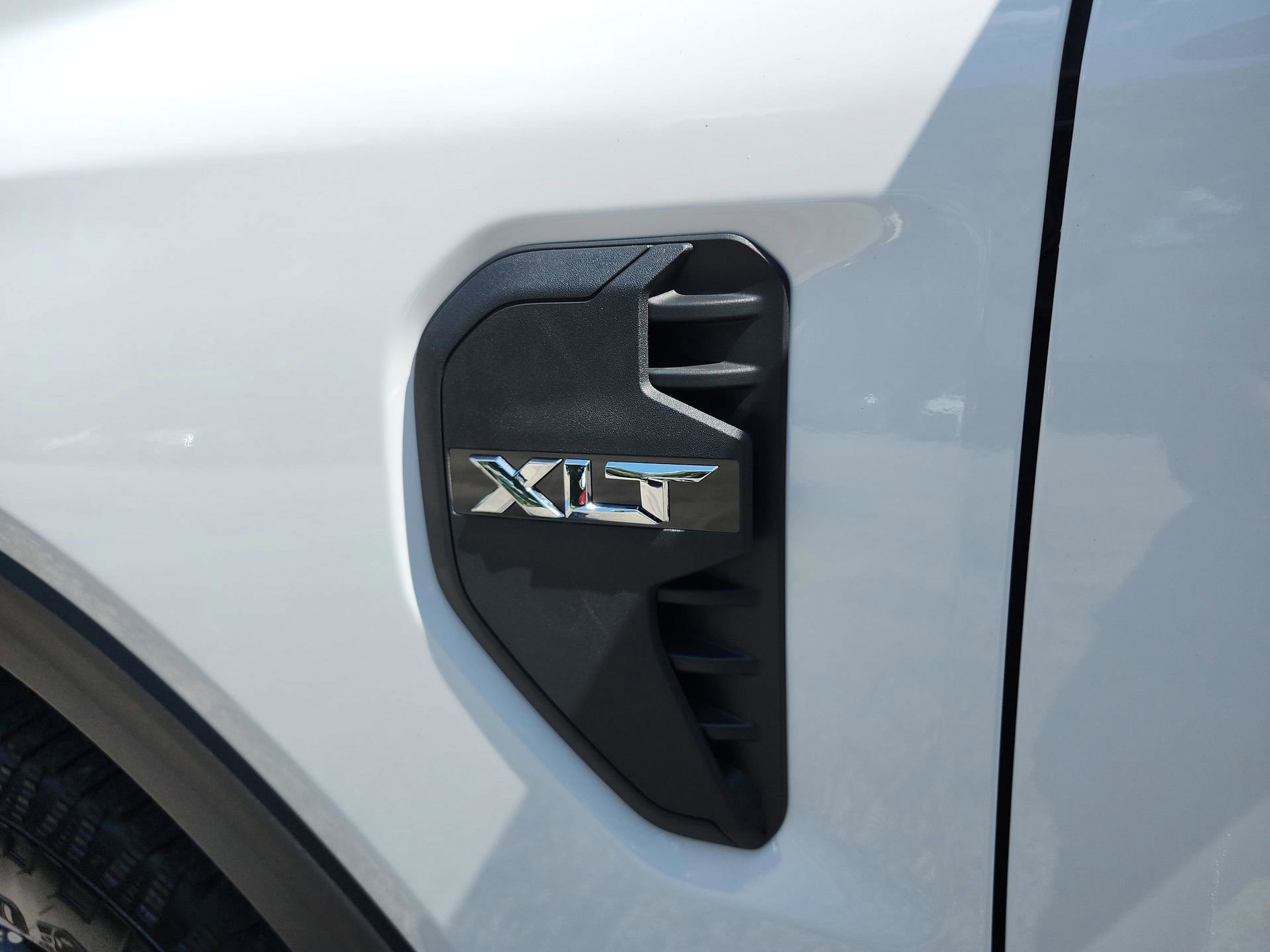 New 2025 Ford Ranger XLT w/ Equipment Group 301A High image 23