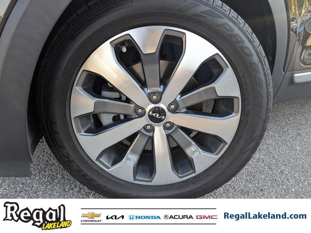 Used 2022 Kia Telluride EX w/ EX Premium Package image 32