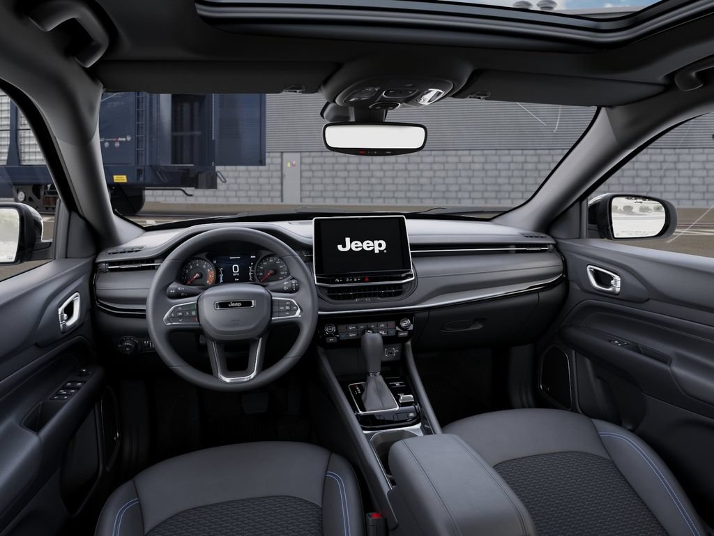 New 2025 Jeep Compass Latitude w/ Sun & Sound Group AWD/4WD image 15