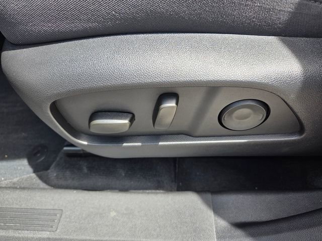 Used 2026 GMC Terrain Elevation w/ Elevation Premium Package image 5