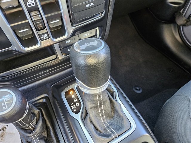 Used 2020 Jeep Wrangler Unlimited Sahara w/ Cold Weather Group image 26