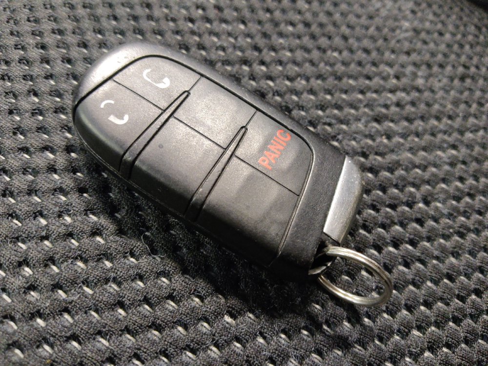 Used 2020 Dodge Journey Crossroad FWD image 32