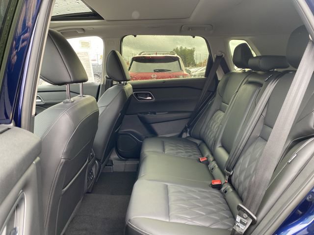 New 2026 Nissan Rogue Platinum image 32