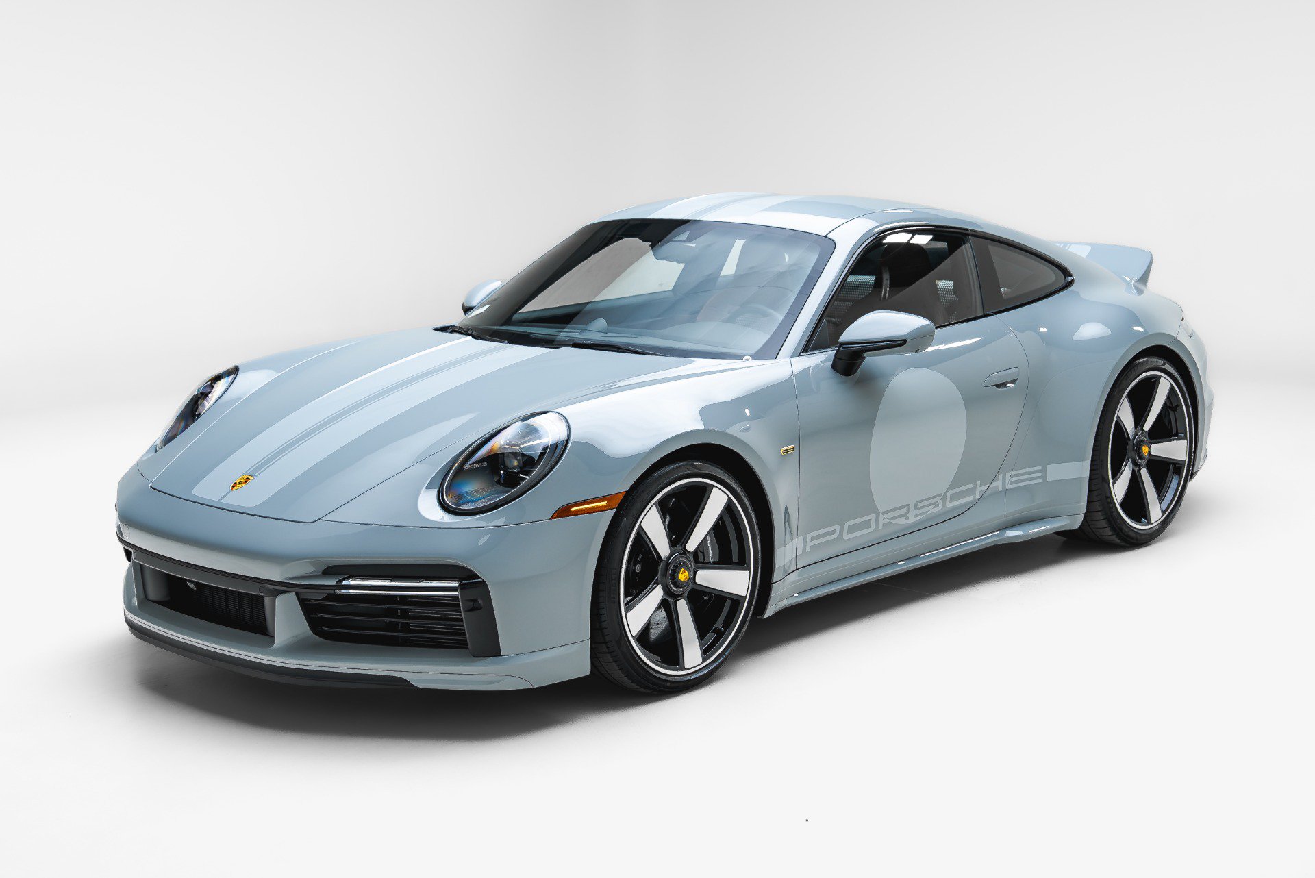Used 2023 Porsche 911 Sport Classic RWD image 3