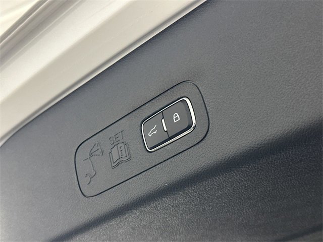 New 2026 Lincoln Aviator Reserve image 9