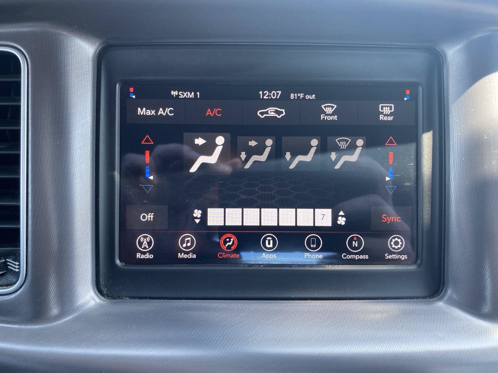 Used 2020 Dodge Charger SXT RWD image 21