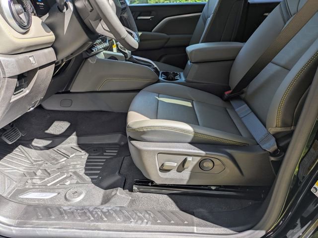 New 2026 Chevrolet Colorado ZR2 w/ Technology Package AWD/4WD image 10