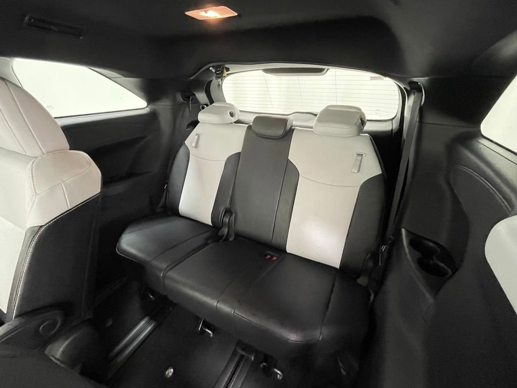 Used 2025 Toyota Sienna XSE image 12