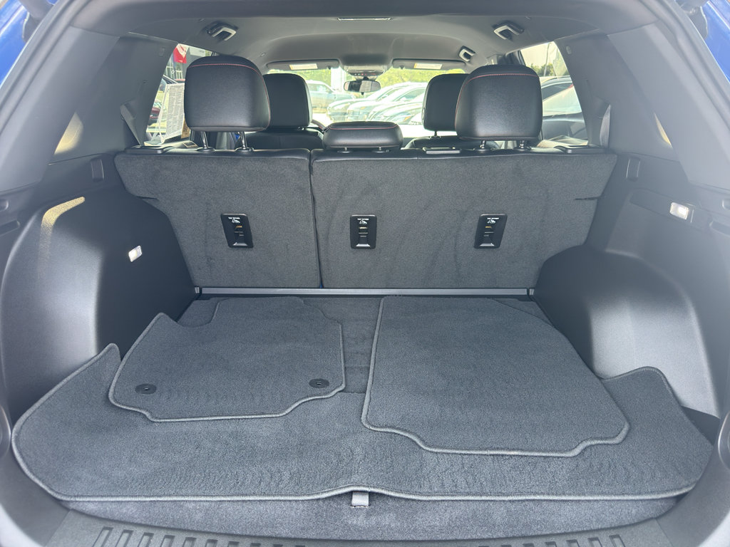 Certified 2025 Chevrolet Equinox RS AWD/4WD image 36