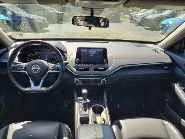 Used 2024 Nissan Altima 2.5 SR image 23