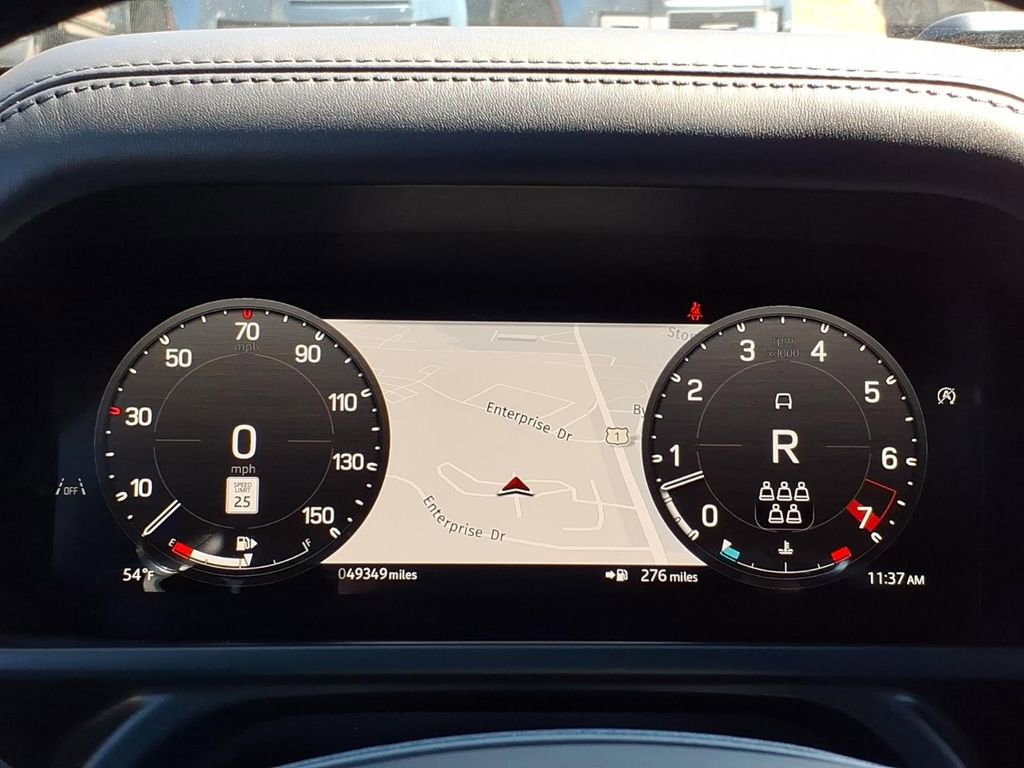 Used 2024 Land Rover Defender 110 X image 25