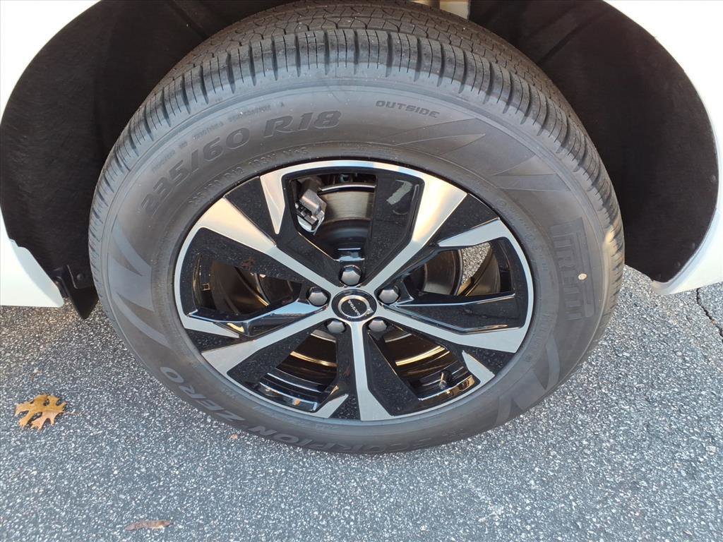 New 2026 Volvo XC60 B5 Core image 8