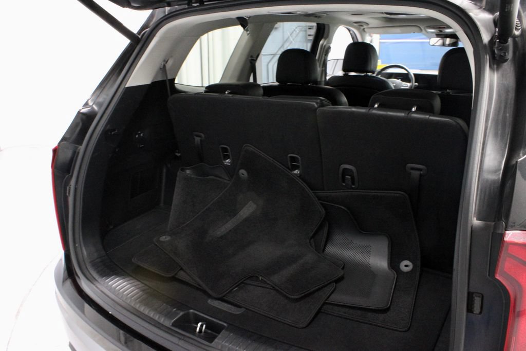Used 2025 Kia Telluride S AWD/4WD image 15