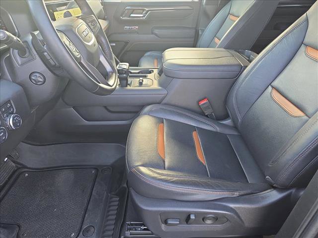 Used 2023 GMC Sierra 1500 AT4 w/ AT4 Premium Package AWD/4WD image 16