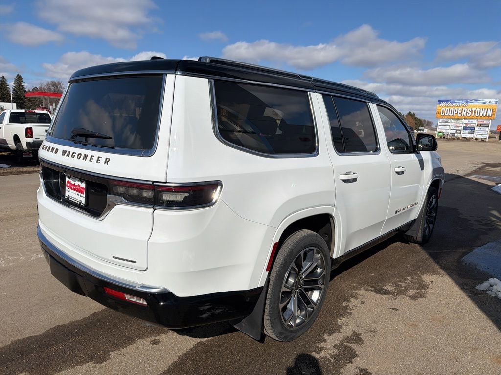 Used 2023 Jeep Grand Wagoneer Series III image 6