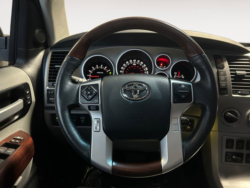 Used 2016 Toyota Sequoia Platinum image 14
