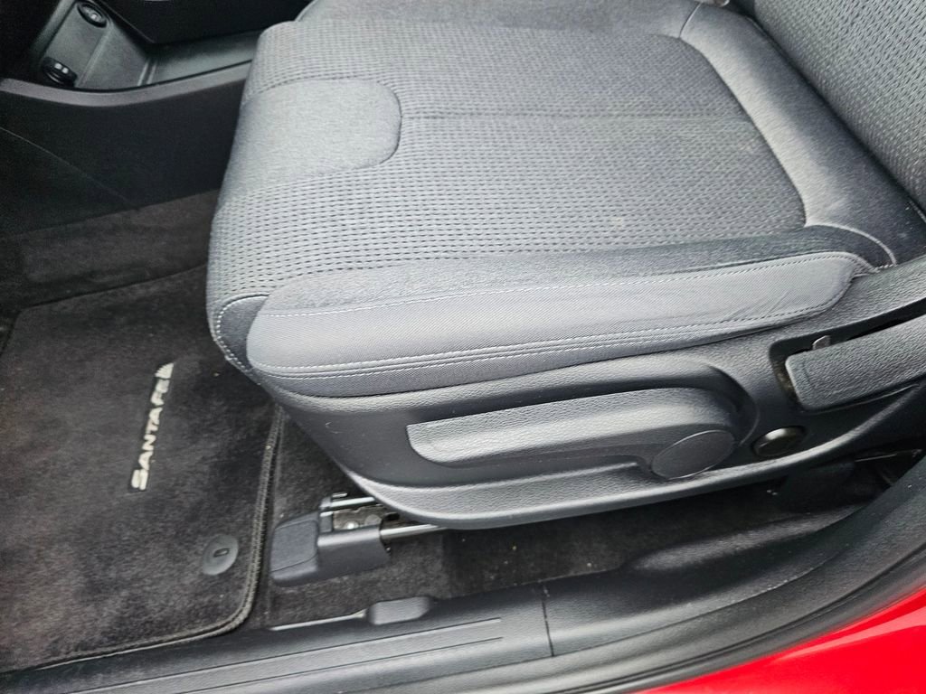 Used 2021 Hyundai Santa Fe SE image 13