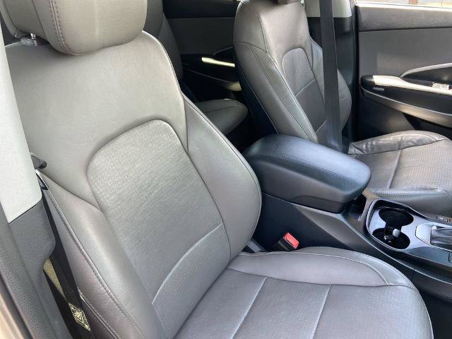 Used 2016 Hyundai Santa Fe Sport 2.0T w/ Option Group 05 FWD image 24