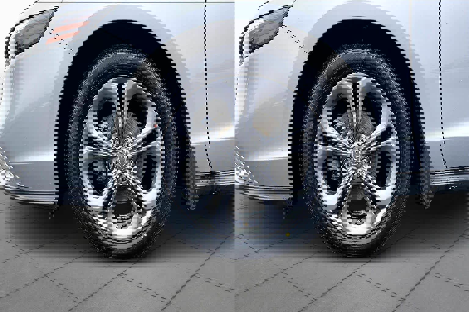 Used 2023 Honda Accord EX image 10