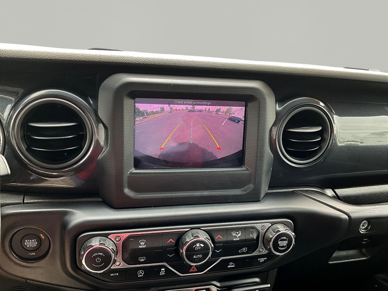 Used 2022 Jeep Wrangler Unlimited Sport AWD/4WD image 14