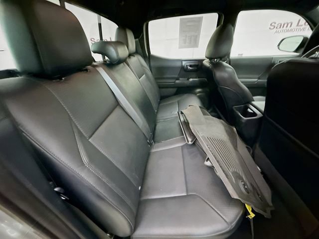 Used 2022 Toyota Tacoma TRD Off-Road w/ TRD Premium Off Road Package AWD/4WD image 27