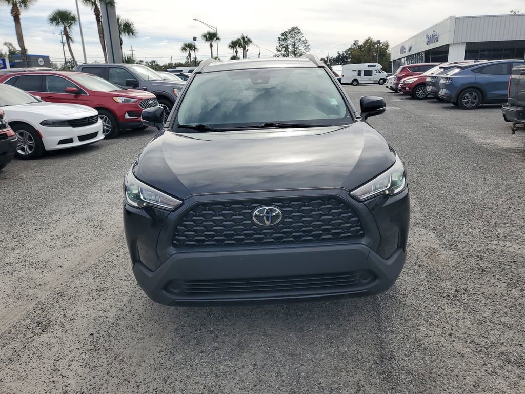 Used 2022 Toyota Corolla Cross LE image 5